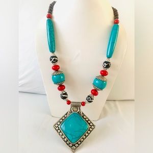Himalayan jewelry Tibetan Necklace